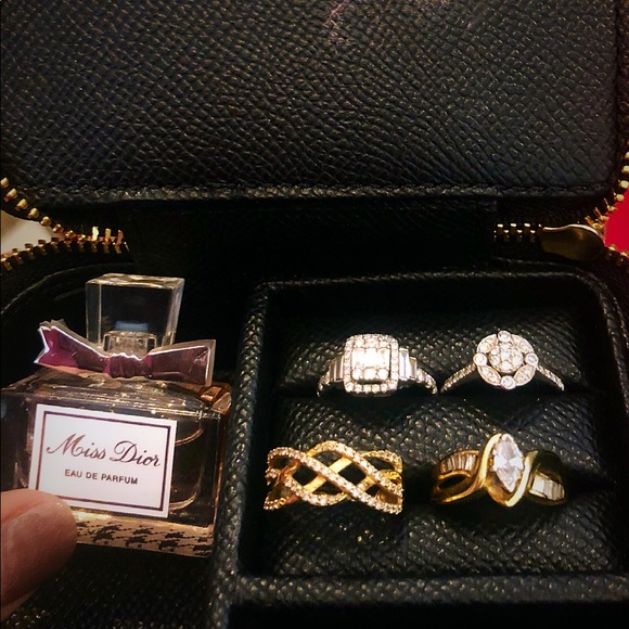 Dimond ring 💍💍💍 - Picture 4 of 8